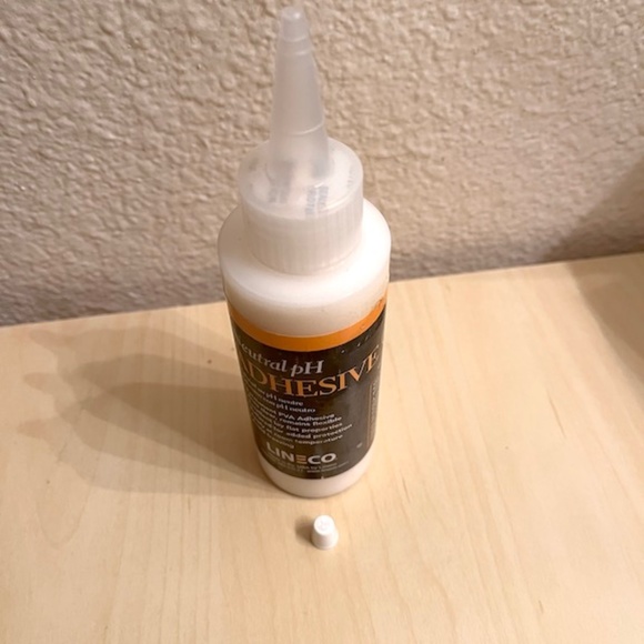 Adhesive. Neutral pH. Linco. 4 oz. NWT. NEW. Arts & Crafts & Bookbinding etc. - Picture 3 of 7